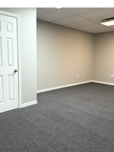 35 S Main St, Winchester, KY for lease Interior Photo- Image 2 of 7