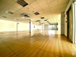 Office in Madrid, Madrid for lease Interior Photo- Image 2 of 19