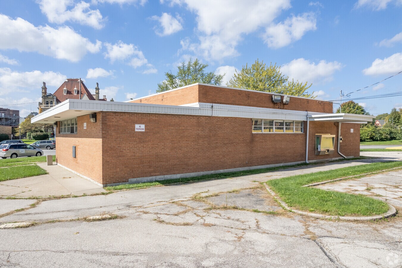 1910 Collingwood Blvd, Toledo, OH 43604 Office/Retail for Lease