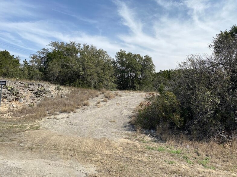 13652 Bandera Rd, Helotes, TX 78023 ± 1.992 AC Land Tract (Helotes,TX