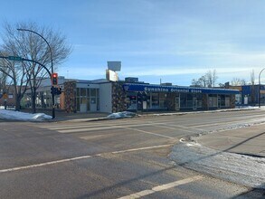 4709-4719 49 Av, Red Deer, AB for lease Building Photo- Image 1 of 13