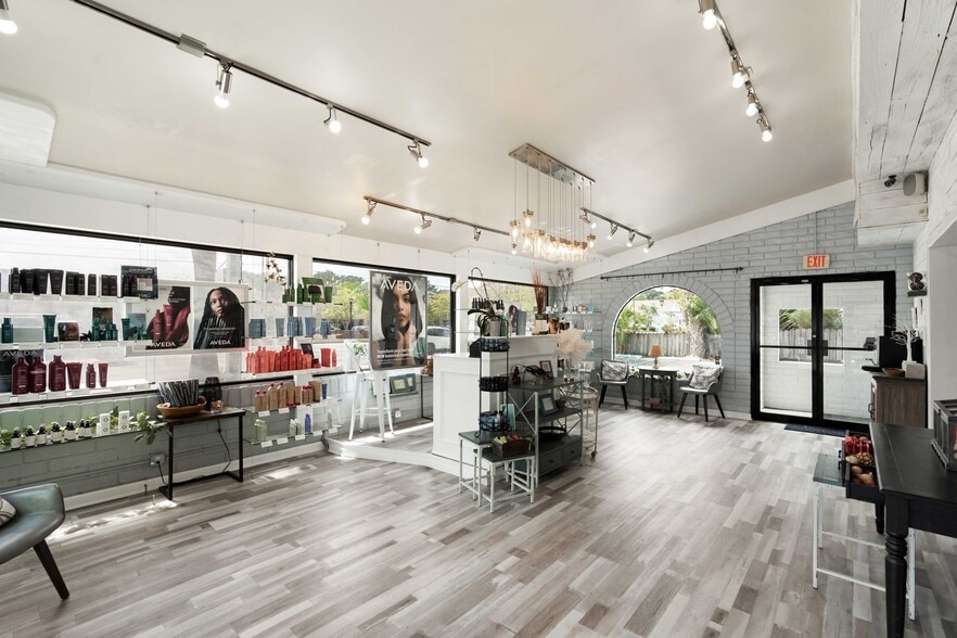 916 Savannah Hwy, Charleston, SC for lease - Building Photo - Image 3 of 28