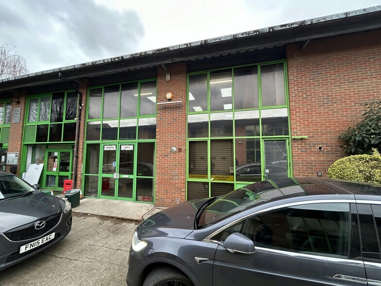 23A Bagleys Ln, London for sale - Building Photo - Image 2 of 16