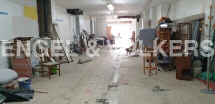 Retail in Barcelona, Barcelona for lease Interior Photo- Image 2 of 8