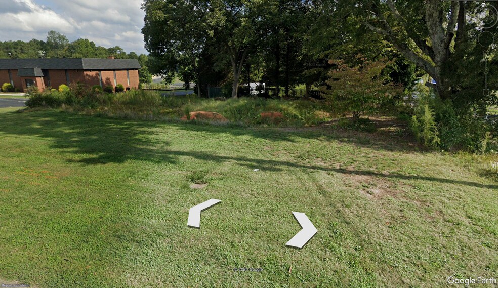 3930 N NC 16 Business Hwy, Denver, NC for lease - Building Photo - Image 3 of 3