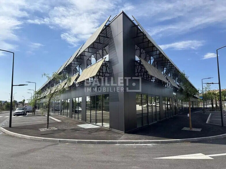 Retail in Puget-sur-Argens for sale - Building Photo - Image 1 of 12