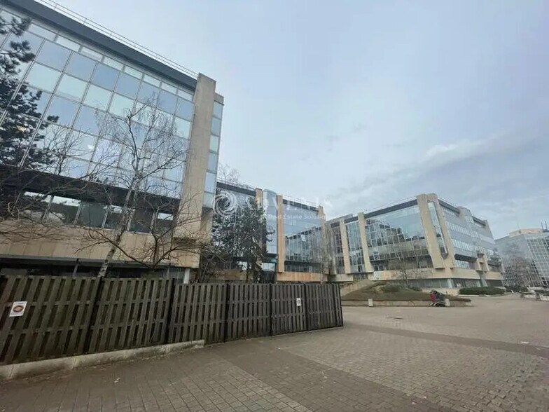 Office in Vélizy-Villacoublay for lease - Building Photo - Image 3 of 3