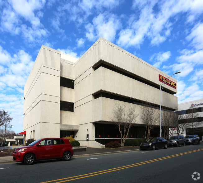 500 S Main St, Burlington, NC for lease - Building Photo - Image 2 of 4