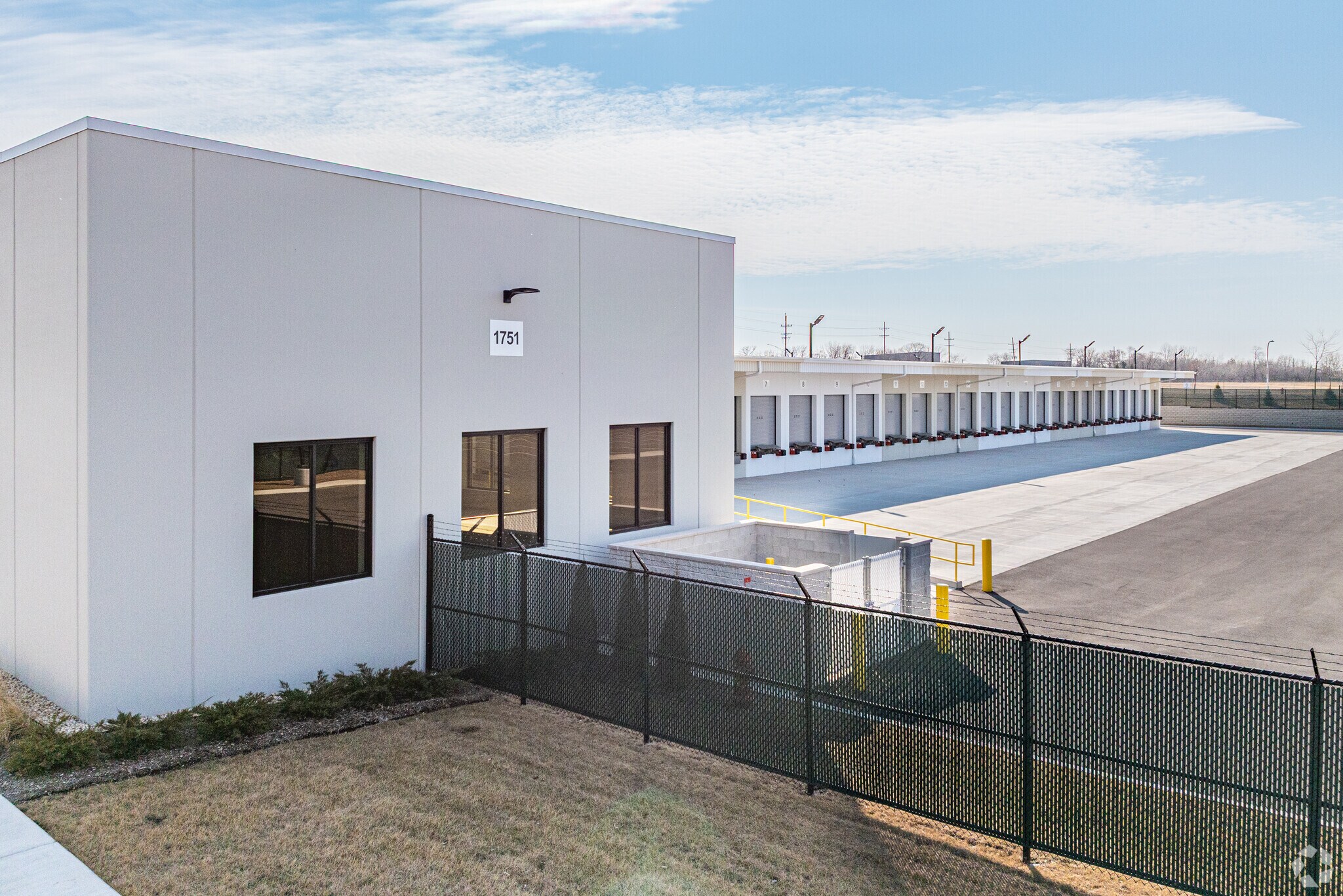 1751 Transit Way, Montgomery, IL for lease Primary Photo- Image 1 of 6