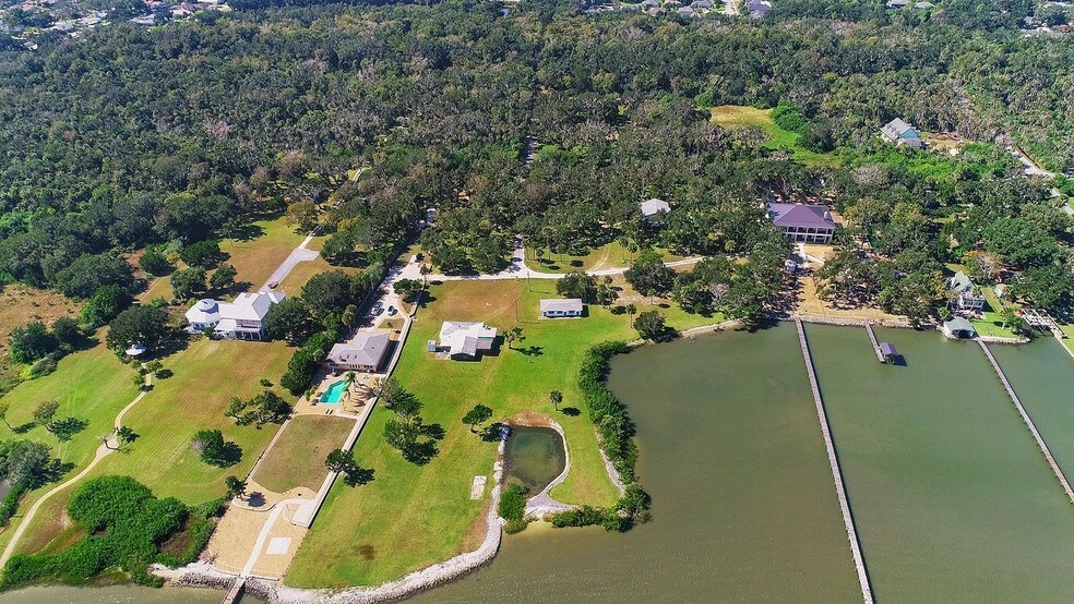 268 Packwood Rd, Edgewater, FL 32141