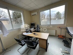 Office in Avon for lease Interior Photo- Image 2 of 4