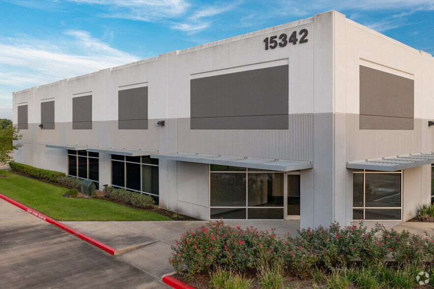 15342 Vantage Pky W, Houston, TX for sale - Primary Photo - Image 1 of 1