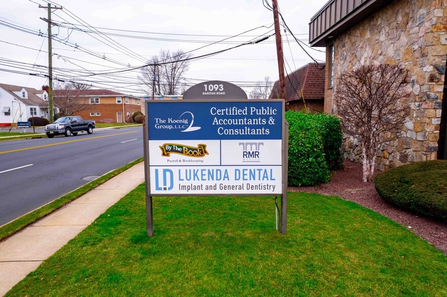 1093 Raritan Rd, Clark, NJ for sale - Building Photo - Image 1 of 1