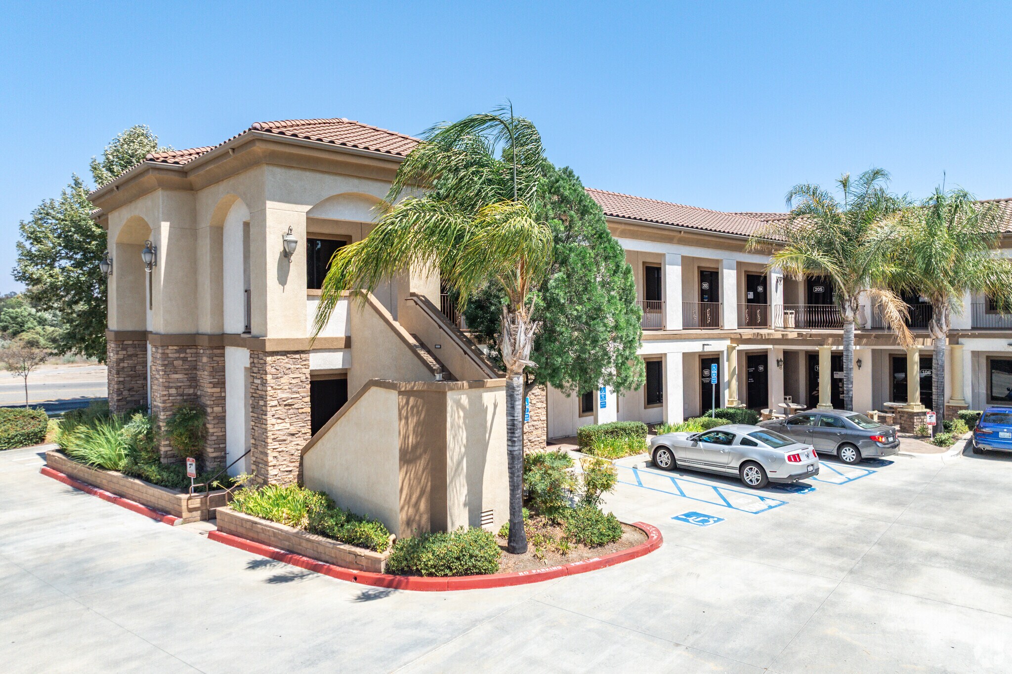 43015 Black Deer Loop, Temecula, CA for sale Primary Photo- Image 1 of 1