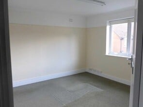 18 Woodborough Rd, Winscombe for lease Interior Photo- Image 2 of 2