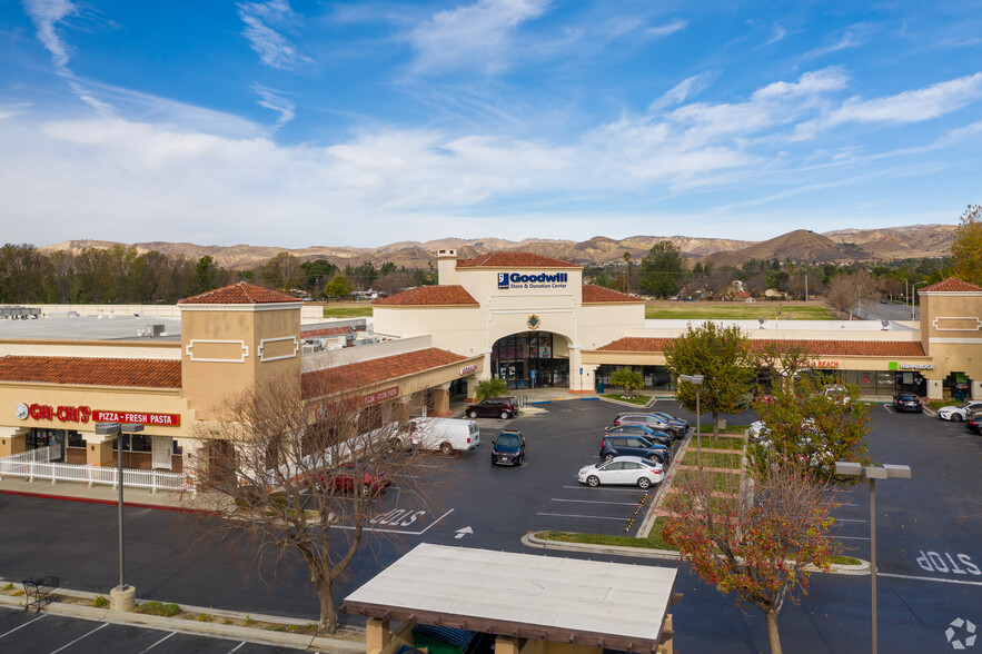 5197 E Los Angeles Ave, Simi Valley, CA for lease - Building Photo - Image 3 of 19