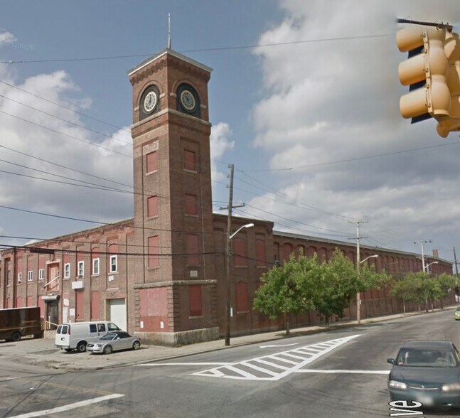 21 Sabin St, Pawtucket, RI 02860 Royal Weaving Mill