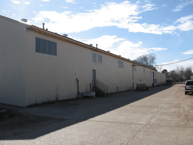 Value-Add Industrial Investment Package portfolio of 3 properties for sale on LoopNet.com - Primary Photo - Image 2 of 3