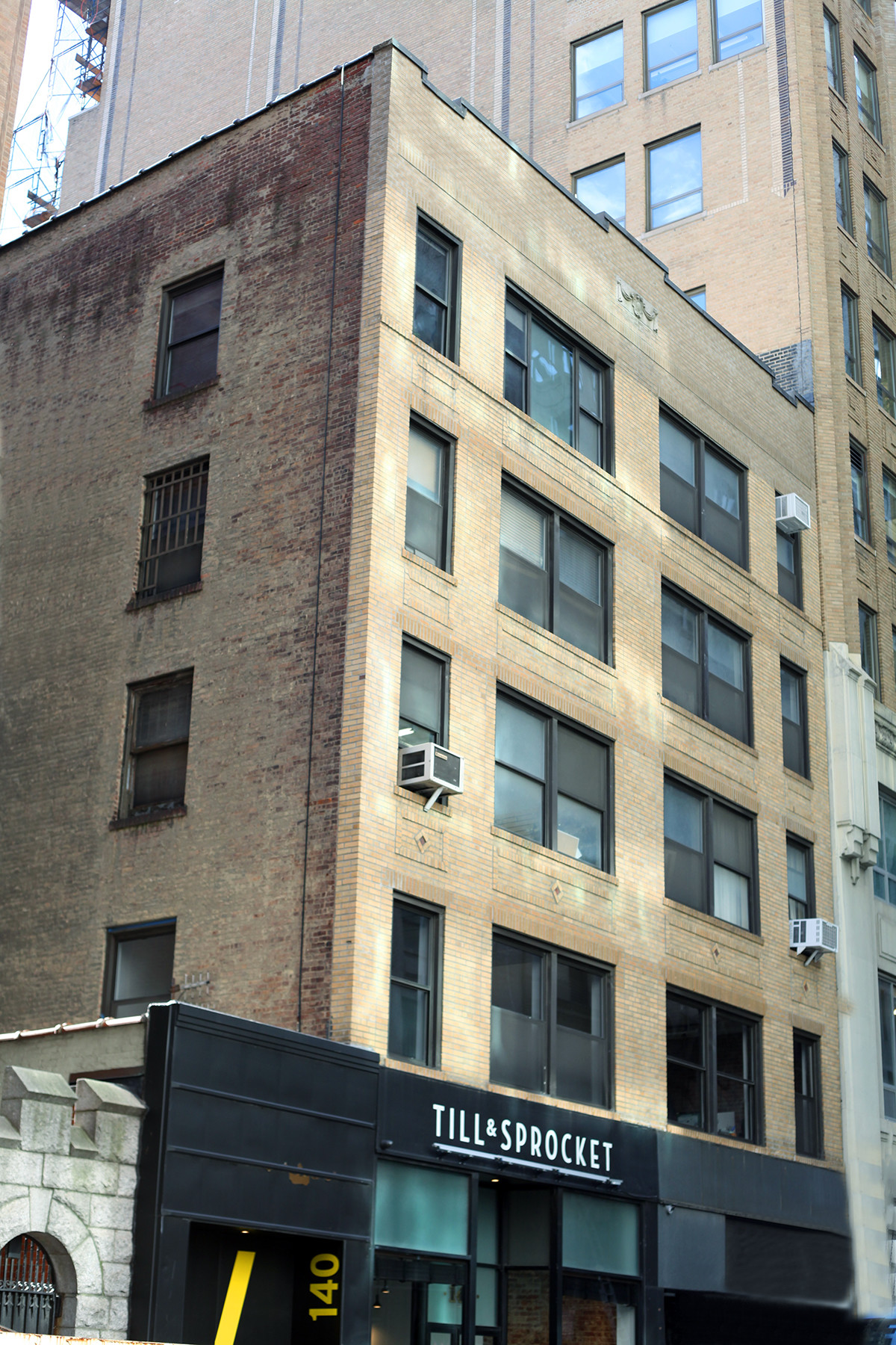 140 W 30th St, New York, NY for lease Building Photo- Image 1 of 9