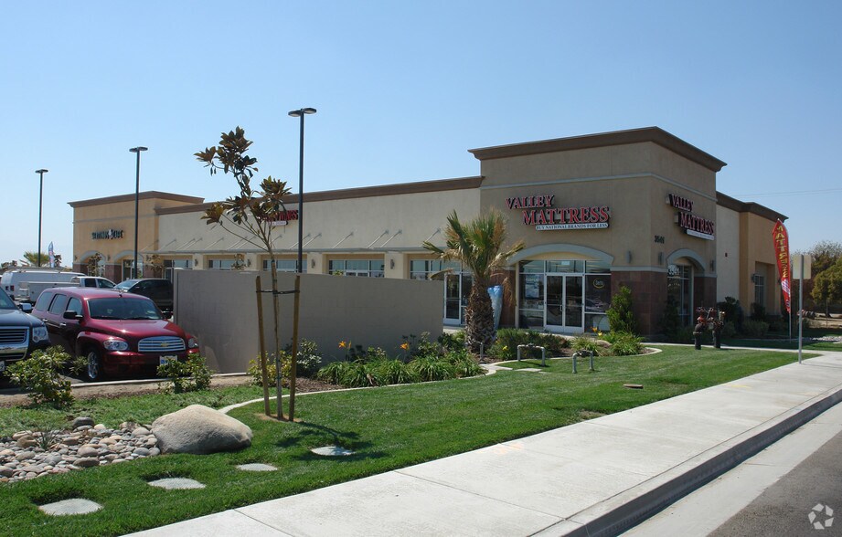 3541 Panama Ln, Bakersfield, CA 93313