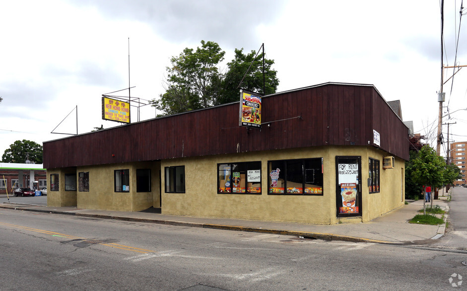 506-518 Broad St, Central Falls, RI for sale - Primary Photo - Image 1 of 1