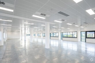 Calle Ribera del Loira, 56 - 58, Madrid, Madrid for lease Interior Photo- Image 1 of 4