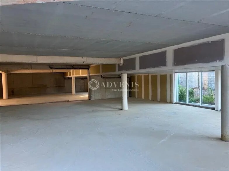 Retail in Mérignac for sale - Interior Photo - Image 3 of 9