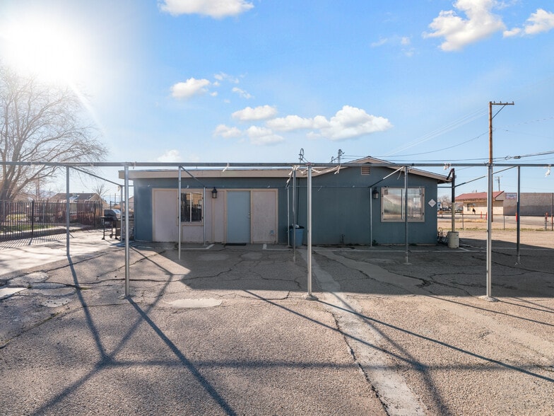 11763 Bartlett Ave, Adelanto, CA for sale - Building Photo - Image 3 of 19