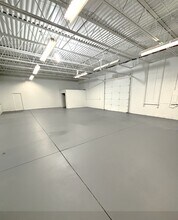 5222-5232 Tractor Rd, Toledo, OH for lease Interior Photo- Image 1 of 6