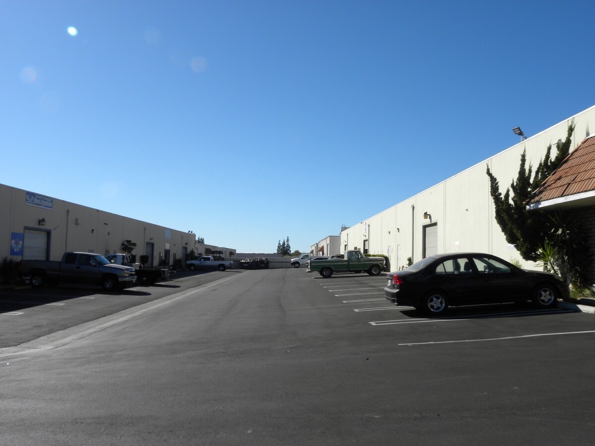 725775 N Benson Ave, Upland, CA 91786