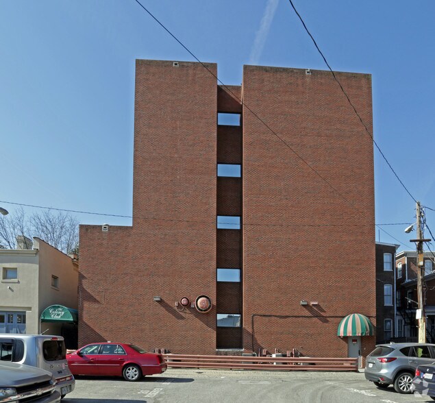 10 E Franklin St, Richmond, VA for sale - Building Photo - Image 1 of 1