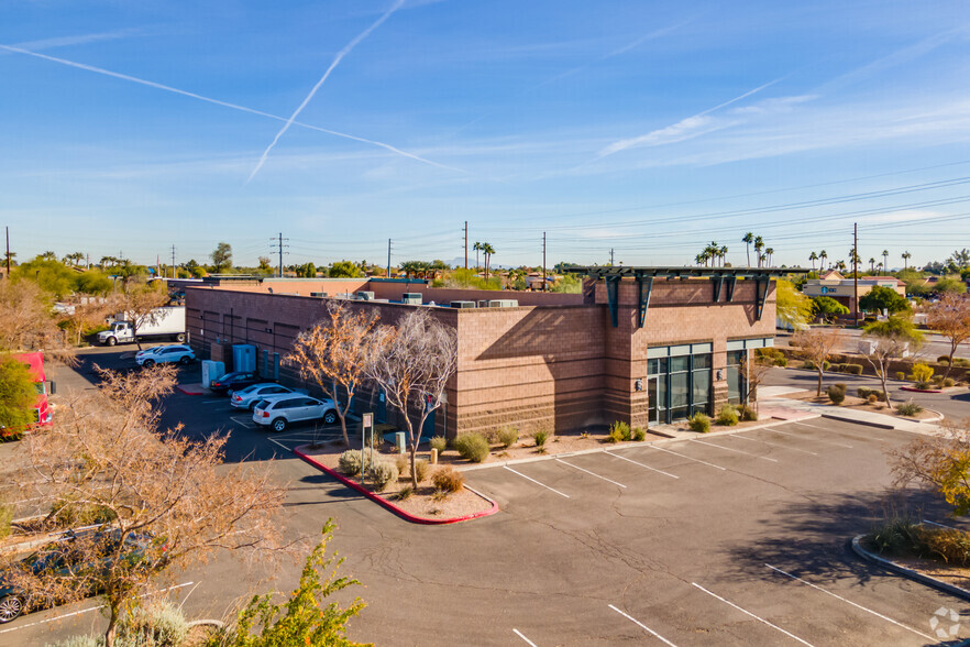 6140 W Chandler Blvd, Chandler, AZ for lease - Building Photo - Image 3 of 5