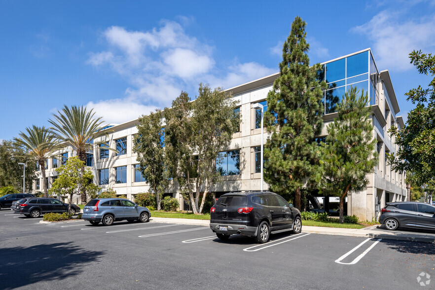 20411 SW Birch St, Newport Beach, CA for lease - Building Photo - Image 3 of 4