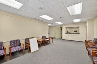 5445-5601 Loch Raven Blvd, Baltimore, MD for lease Interior Photo- Image 1 of 12
