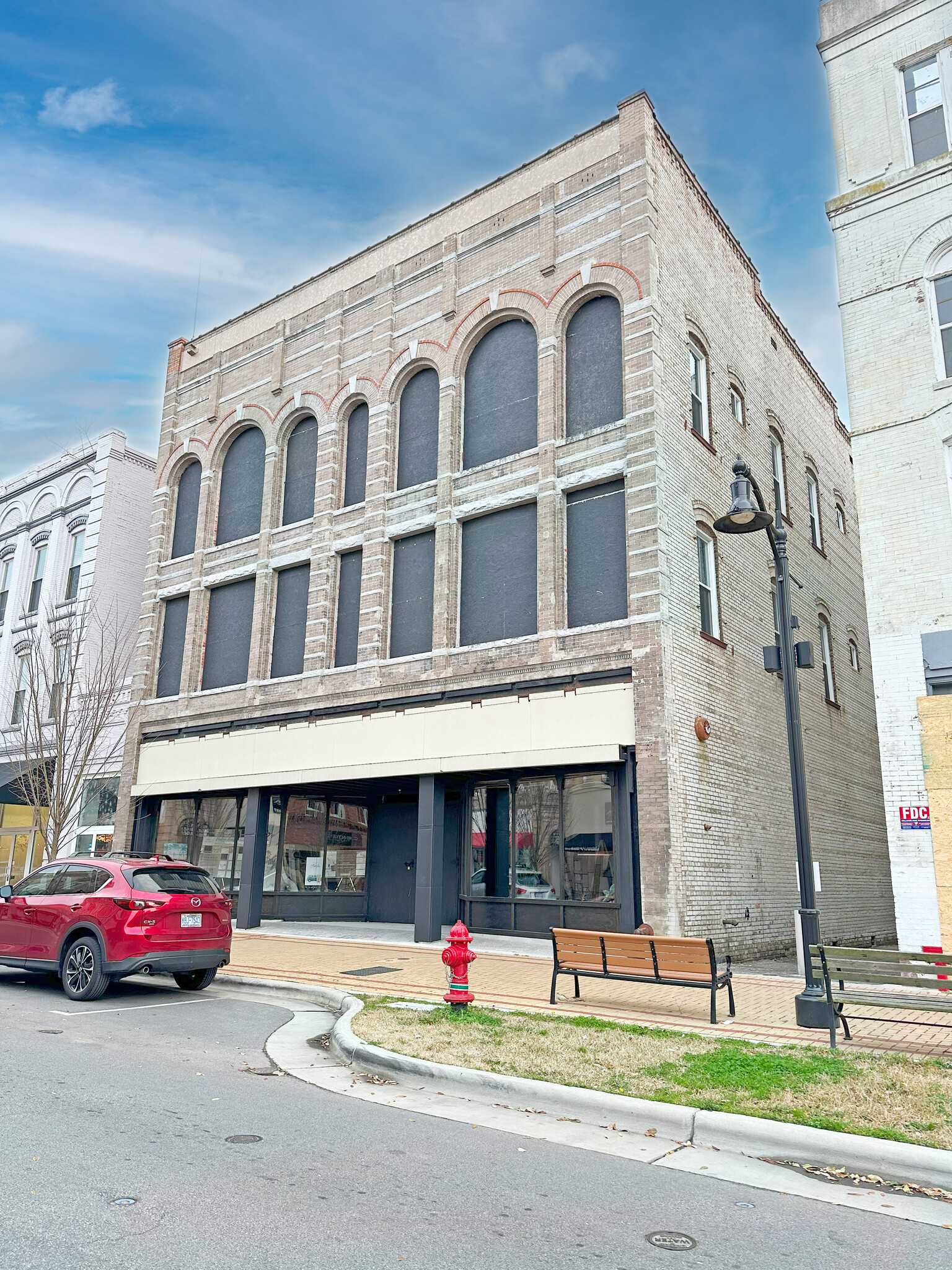 157 W Main St, Washington, NC for sale Building Photo- Image 1 of 12