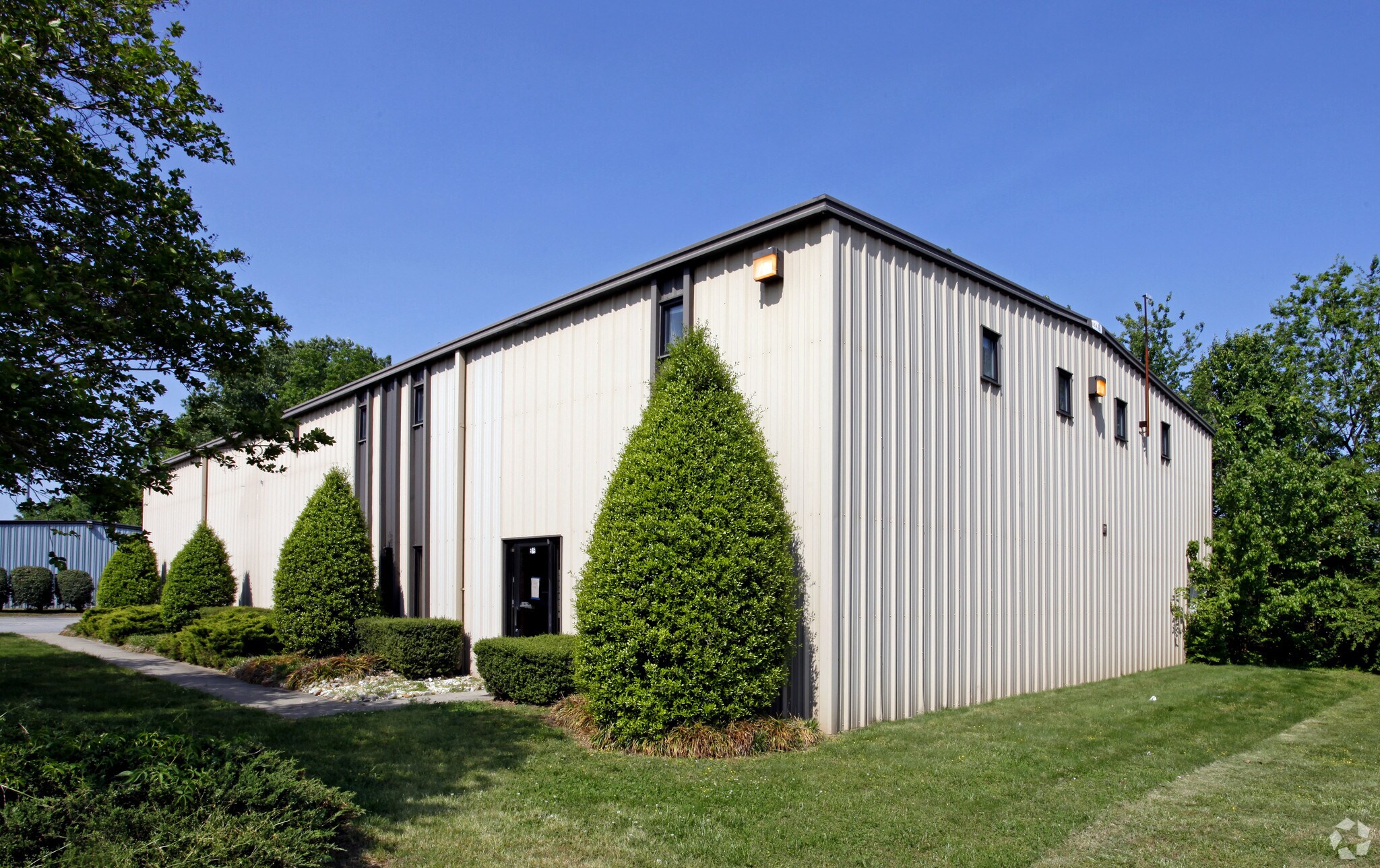 916 Business Park Dr, Chesapeake, VA for sale Primary Photo- Image 1 of 1