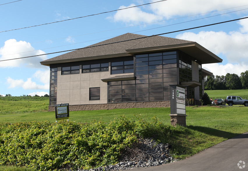 1386 W Genesee St, Chittenango, NY for sale - Primary Photo - Image 1 of 1