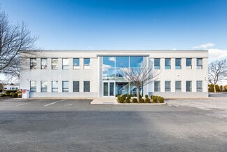 More details for 425 County Road 39A, Southampton, NY - Office for Lease