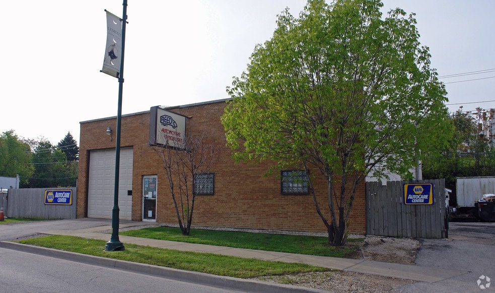 926 Main St, Lemont, IL for sale - Building Photo - Image 2 of 23