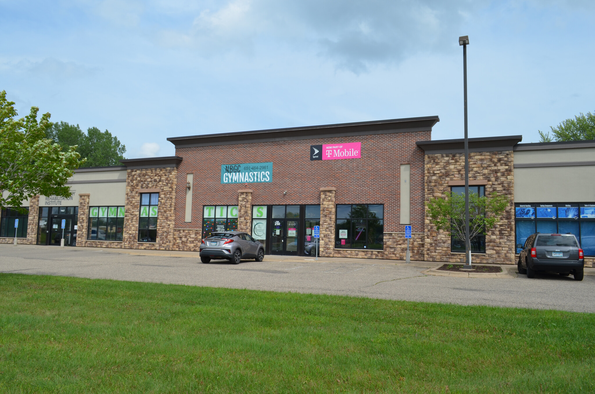 1467 Lake St, Forest Lake, MN for lease Building Photo- Image 1 of 2