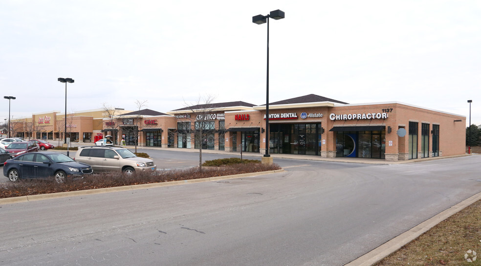 1137-1167 N Eola Rd, Aurora, IL for lease - Primary Photo - Image 2 of 6