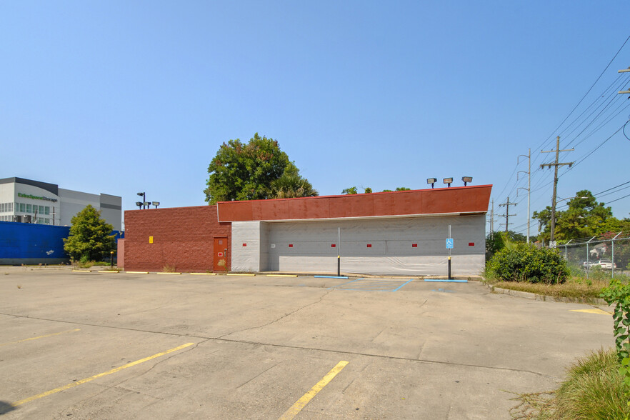 2940 Elysian Flds, New Orleans, LA for lease - Building Photo - Image 2 of 14