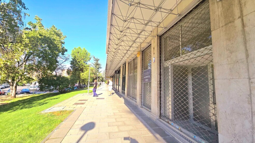 Calle de la Marroquina, Madrid, Madrid for lease - Building Photo - Image 3 of 5