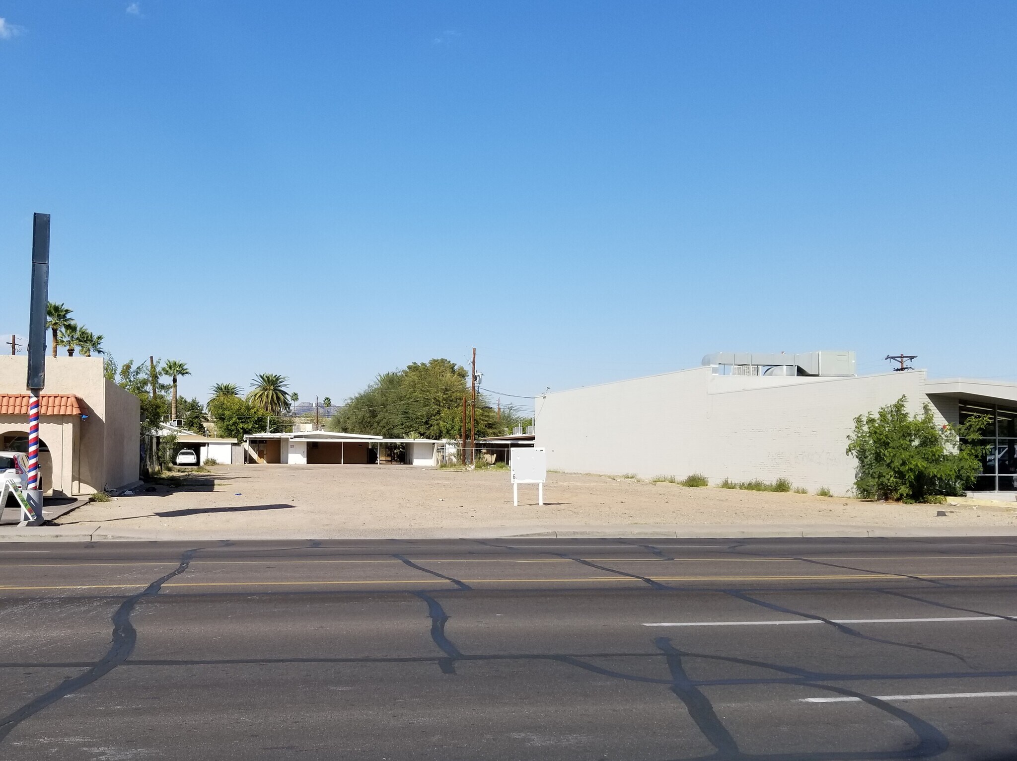 3620 E Thomas Rd, Phoenix, AZ for lease Building Photo- Image 1 of 5