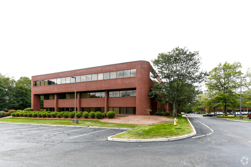 112 Turnpike Rd, Westborough, MA for lease - Building Photo - Image 2 of 11