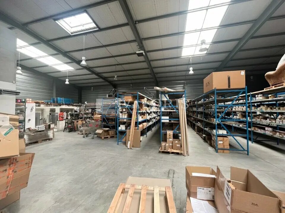 Flex in Vaulx-en-Velin for lease Interior Photo- Image 1 of 9