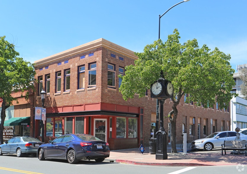 630 Court St, Martinez, CA for lease - Building Photo - Image 1 of 4