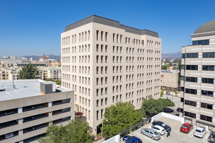 790 E Colorado Blvd, Pasadena, CA for lease - Building Photo - Image 3 of 12