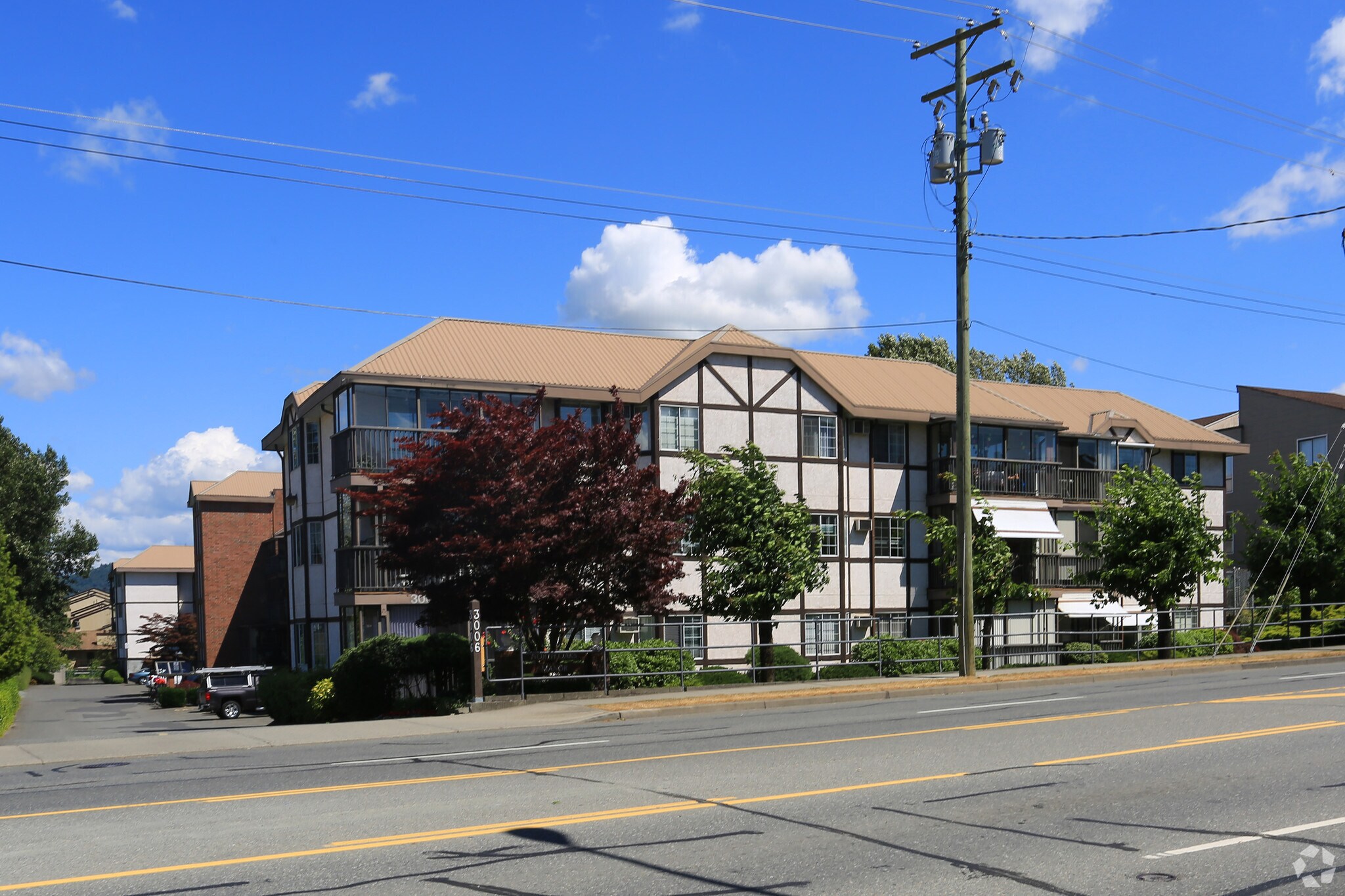 3006 Gladwin Rd, Abbotsford, BC for sale Primary Photo- Image 1 of 1