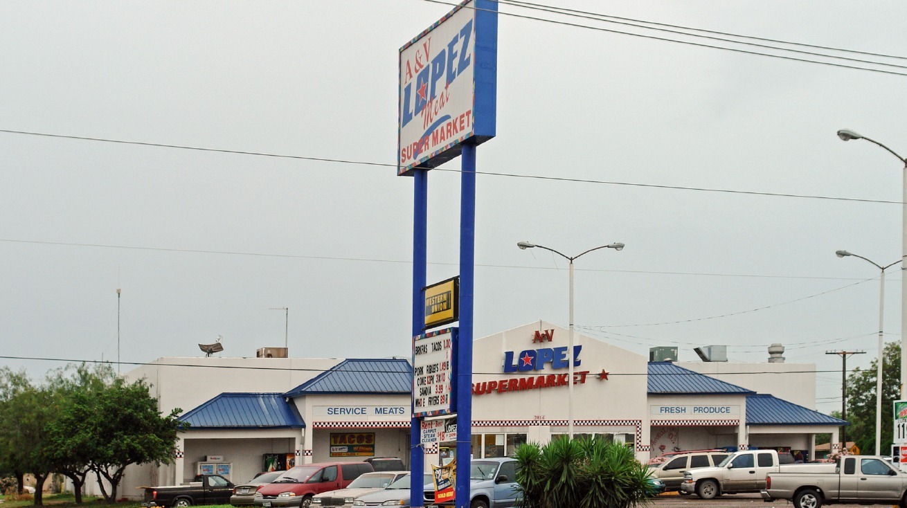 2814 International Blvd, Brownsville, TX for lease Building Photo- Image 1 of 7